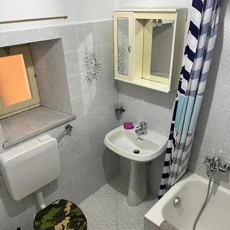 Appartement Le Caravelle - *